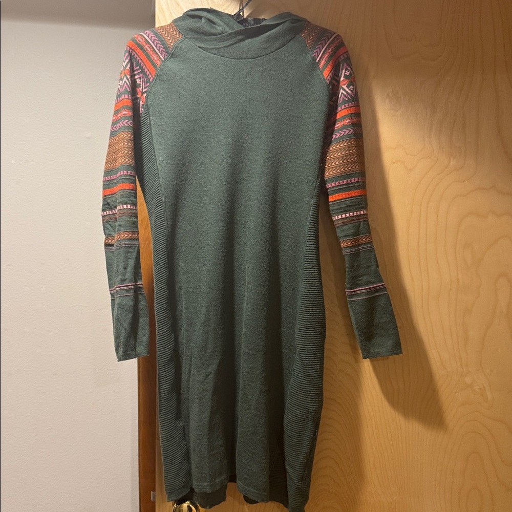 Krimson Klover Forest Green Dress with Patterned Sleeves